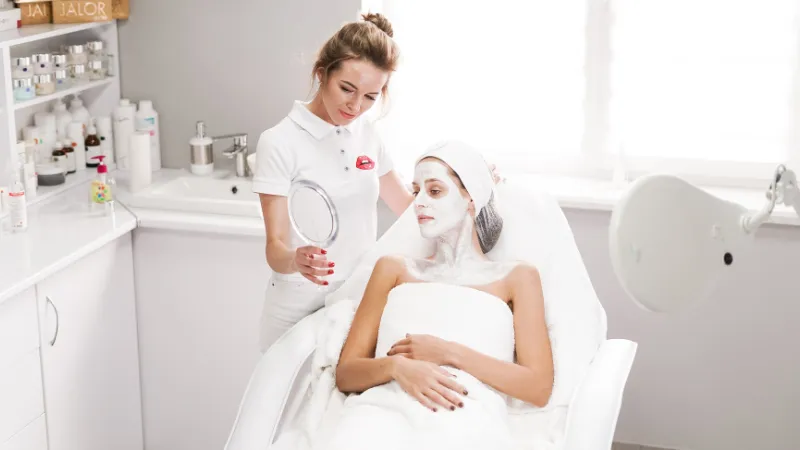 Curso Profesional de Esteticista con Prácticas